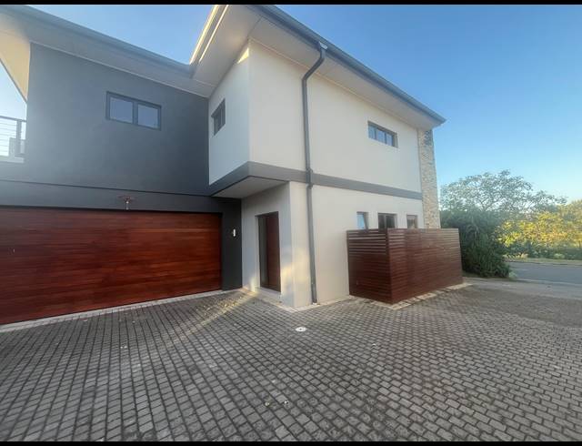 3 BEDROOM HOUSE TO LET IN NEW SALT ROCK CITY